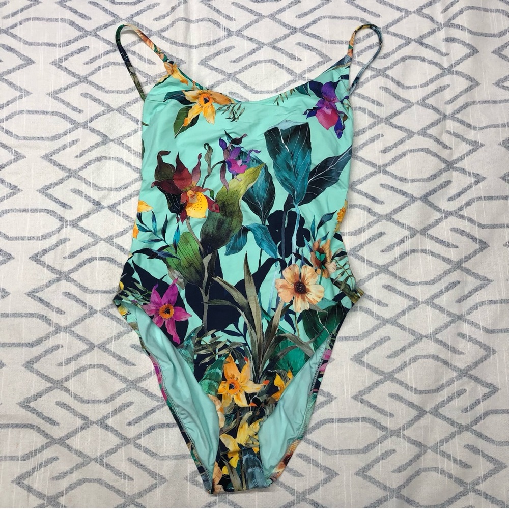 NEW Nanette lepore 6 one piece swimsuit floral print strappy back scoop neck